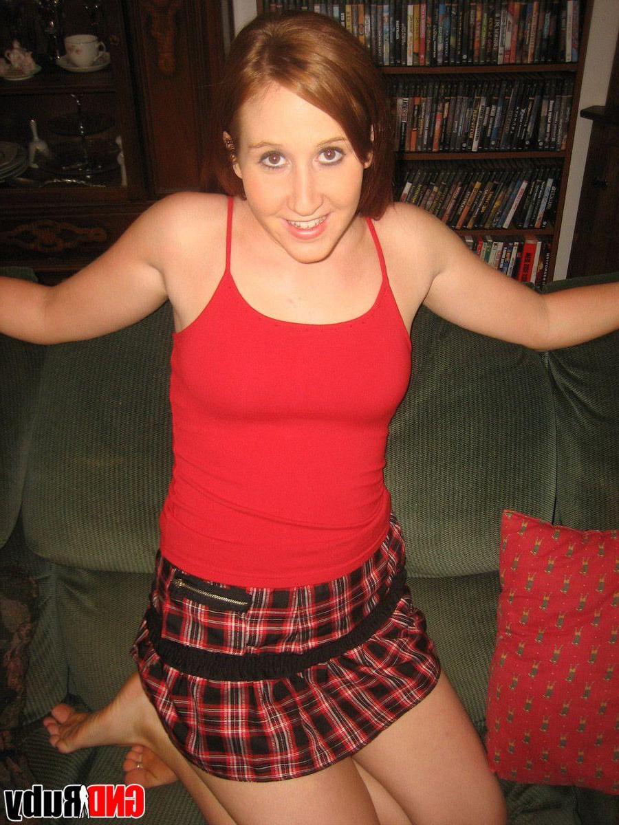 12P Pictures of GND Ruby fingering her pussy after class