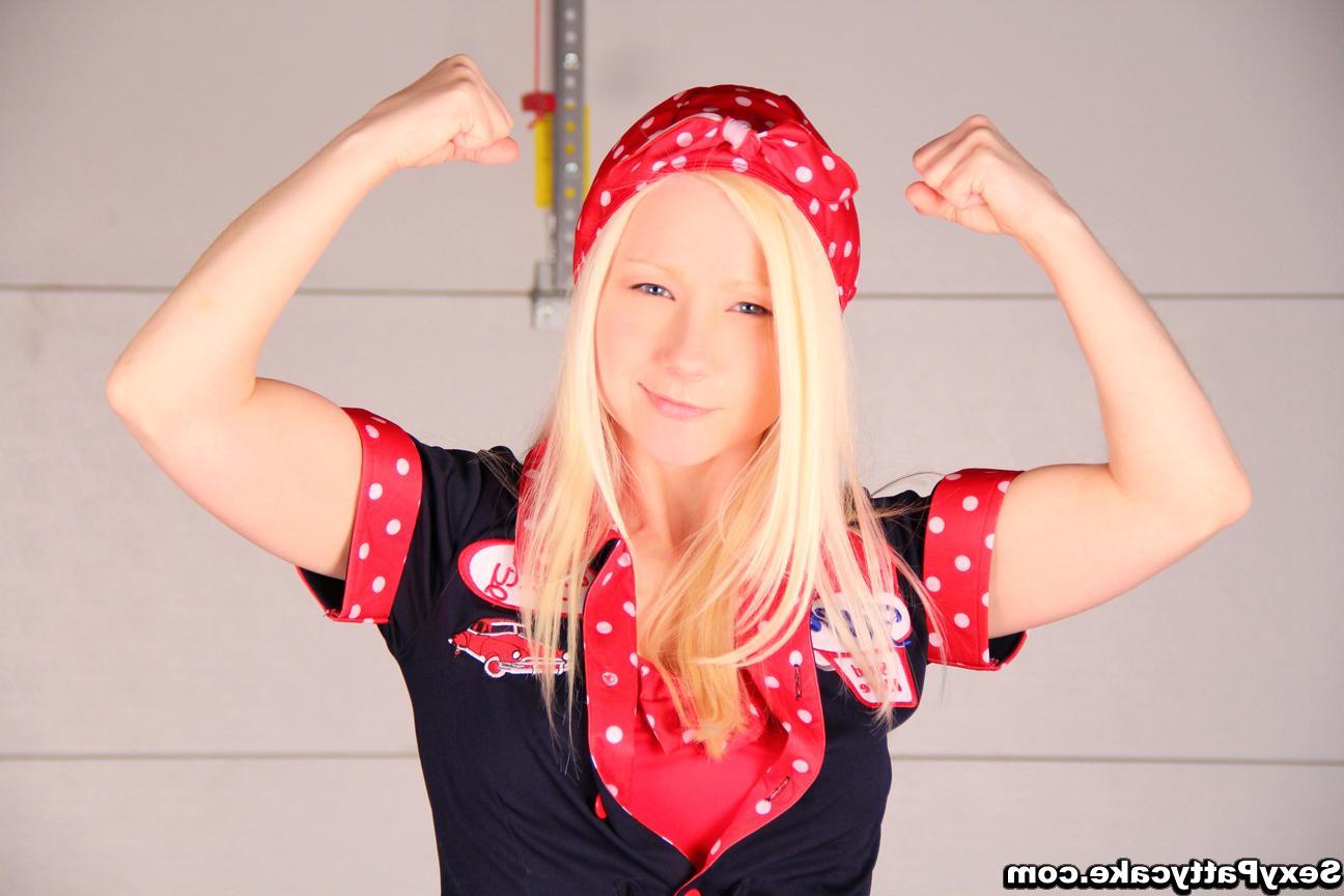 16P Blonde model Sexy Pattycake dresses up as a naughty auto mechanic
