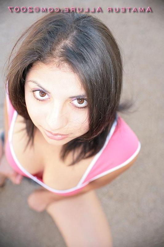 16P Stunning amateur deep throats cock and bangs cock