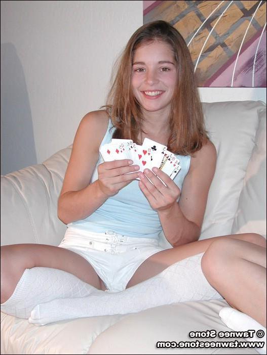20P Pictures of Tori and Tawnee Stone enjoying each other nude