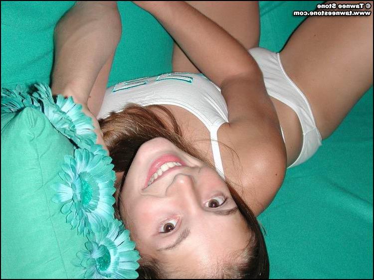 20P Pictures of Tawnee Stone nude and spreading