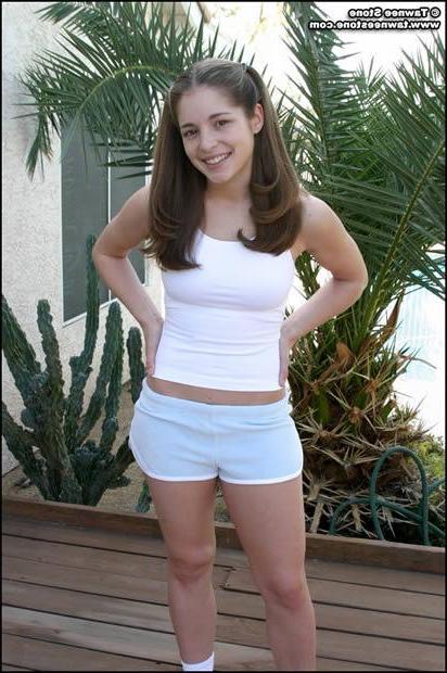 16P Tawnee stone nude outside