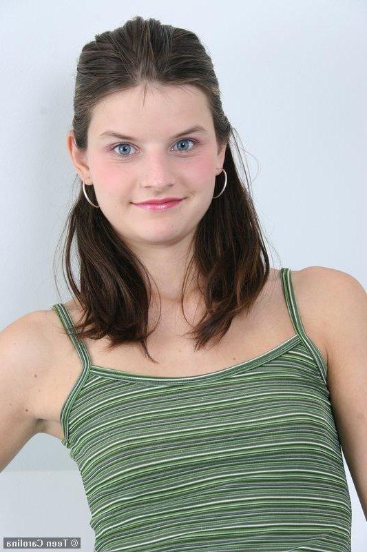 20P Pictures of Teen Carolina fucking herself with a vibrator