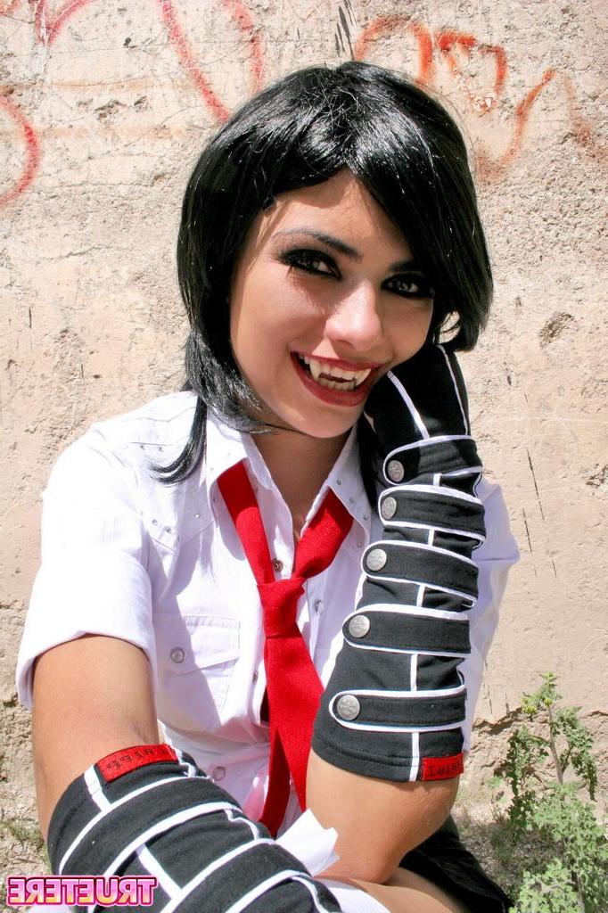 15P Pictures of True Tere being a schoolgirl vampire