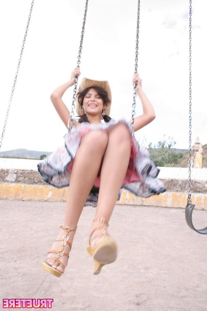 15P Pictures of True Tere dressed as the farmer\'s daughter