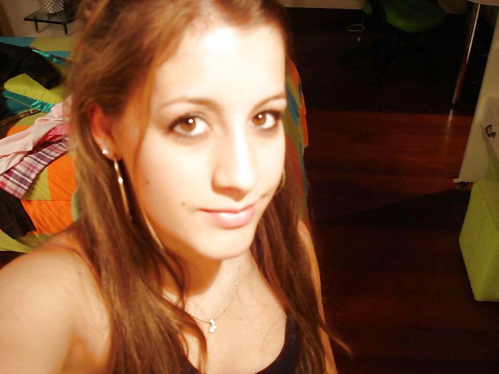 25P Sexy girl with nice ass & butt