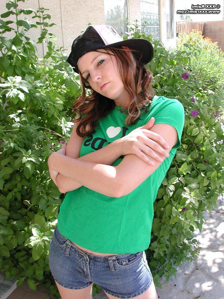 20P Pictures of XXX Raimi stripping nude in the back yard