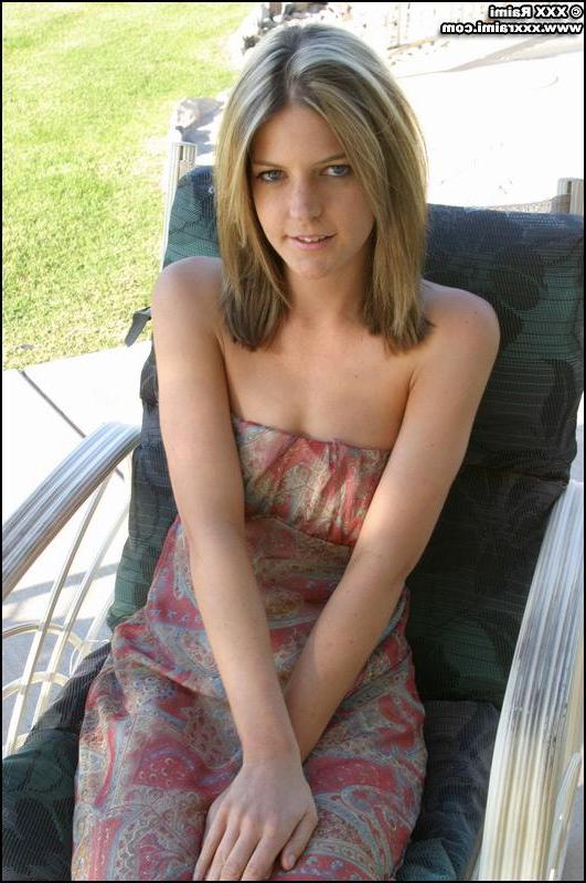 20P Pictures of XXX Raimi stripping totally nude in the back yard