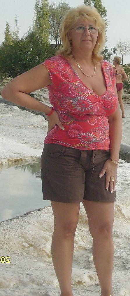 20P Busty women 91 (Clothed special)