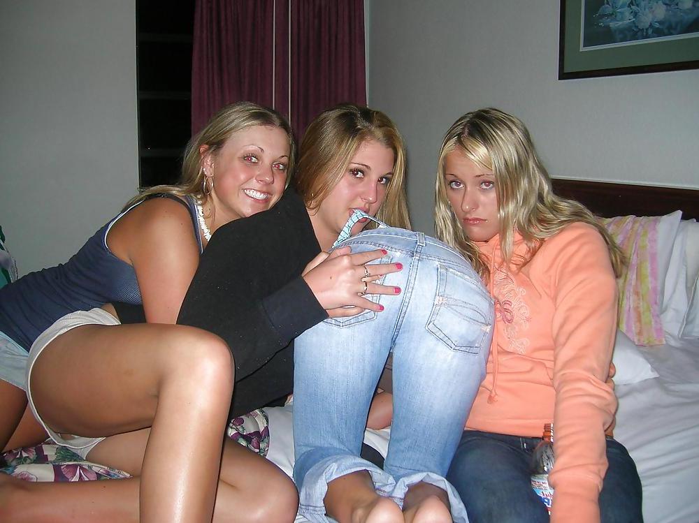 15P Nice (non nude) girls 42