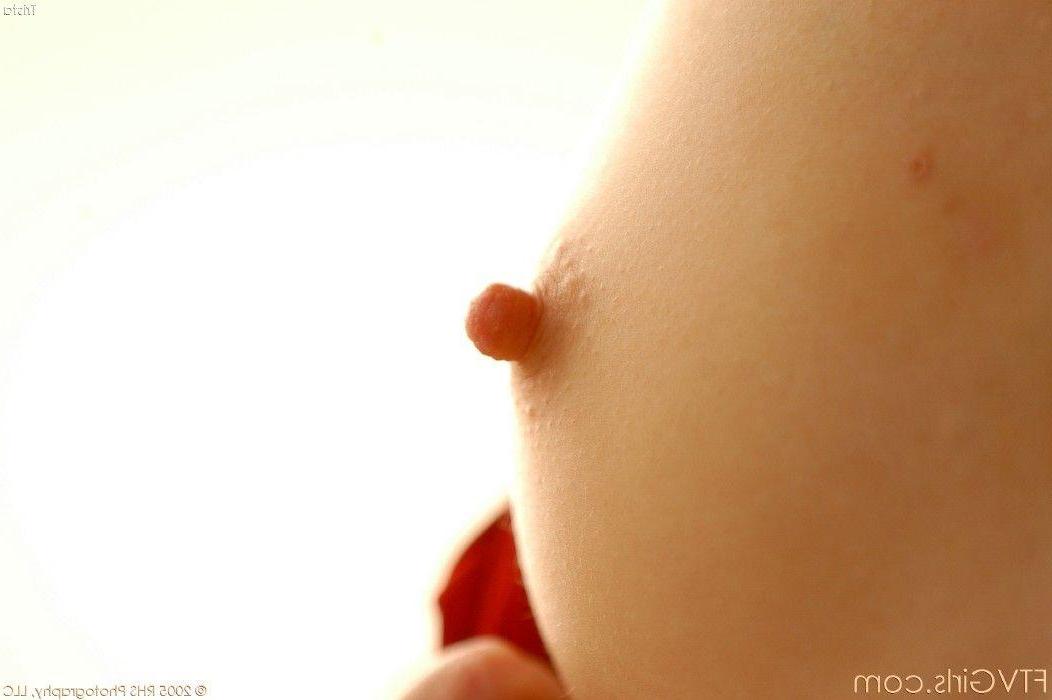 20P Pictures of Trista playing with her pussy