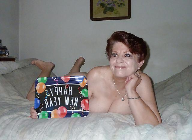 25P The Busty Mature Lady 1
