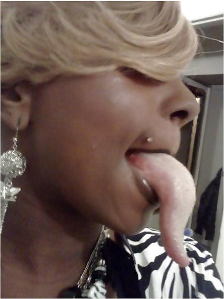 25P Hot tongues