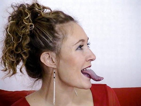 25P Hot tongues
