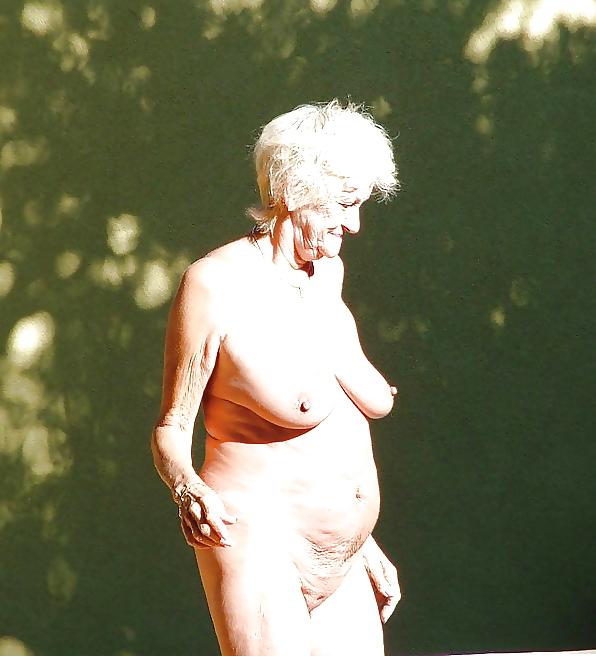 25P Mature Lady Nudists 11