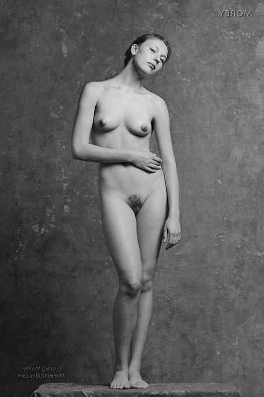 12P Pretty model Yelena shows off her nude body in black and white