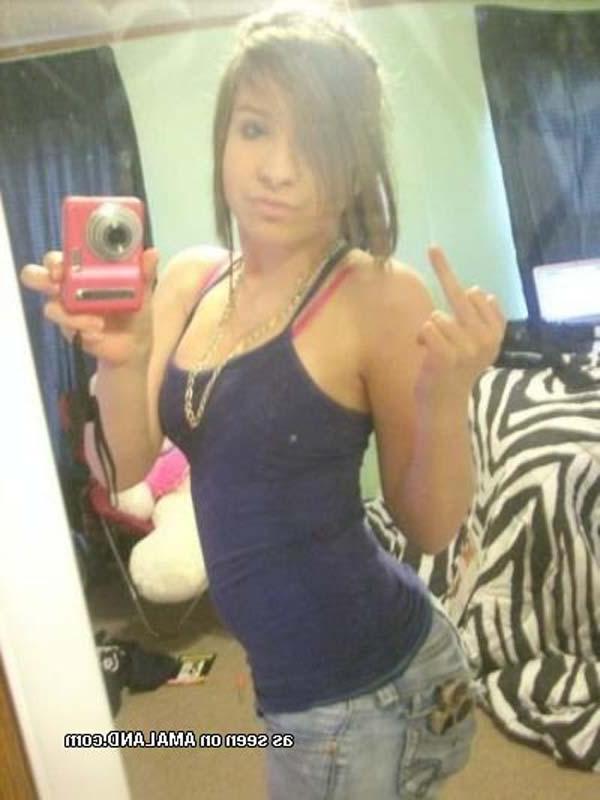 15P Picture selection of various amateur non-nude girlfriends showing off