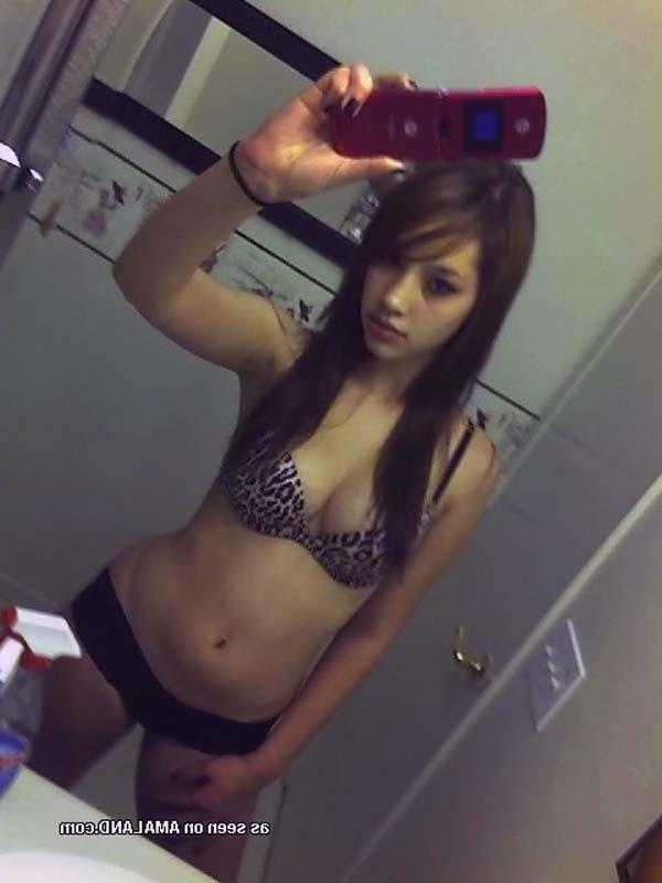 15P Picture selection of various amateur non-nude girlfriends showing off
