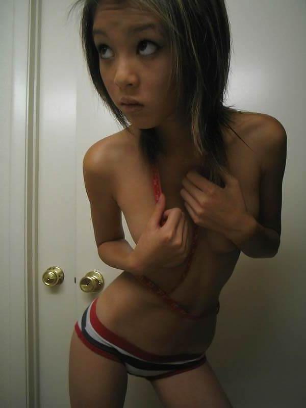 15P Nice (non nude) girls 58