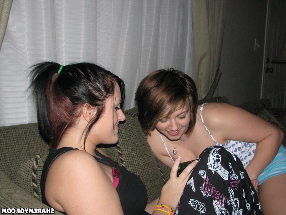 20P Naughty emo GF has some fun with her friend on vacation