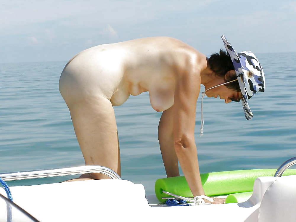 25P Mature Lady Nudists 3