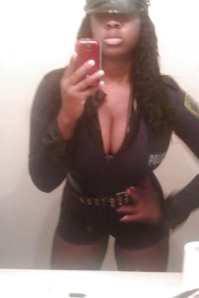 25P Ebony Busty Amateur Young Set 3 