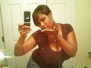 25P Ebony Busty Amateur Young Set 3 