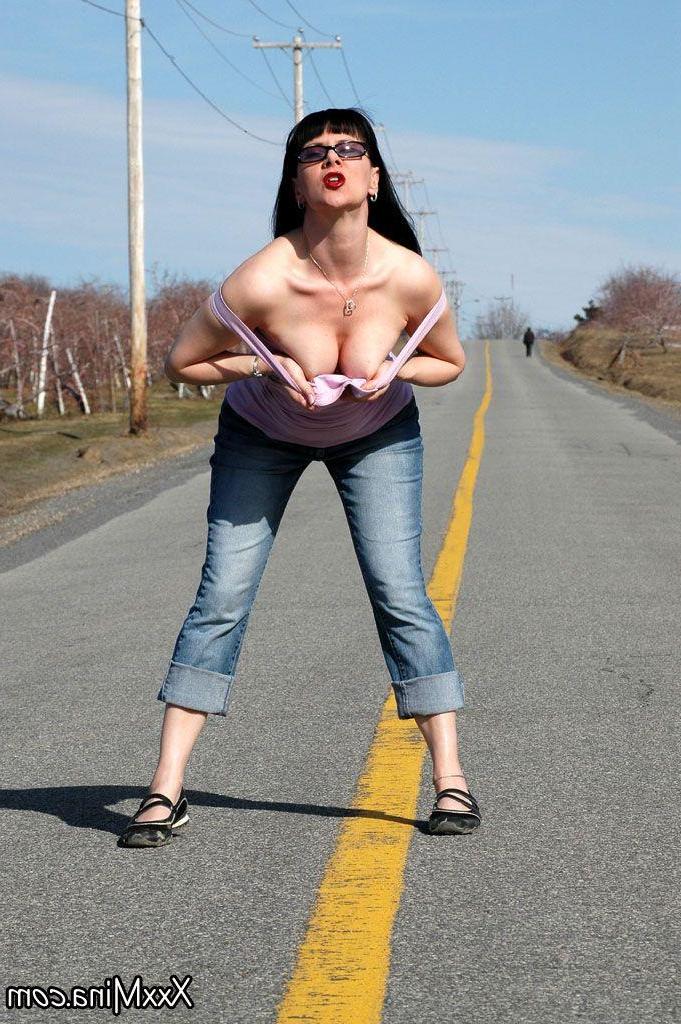 14P Pictures of XXX Mina fingering herself on the road