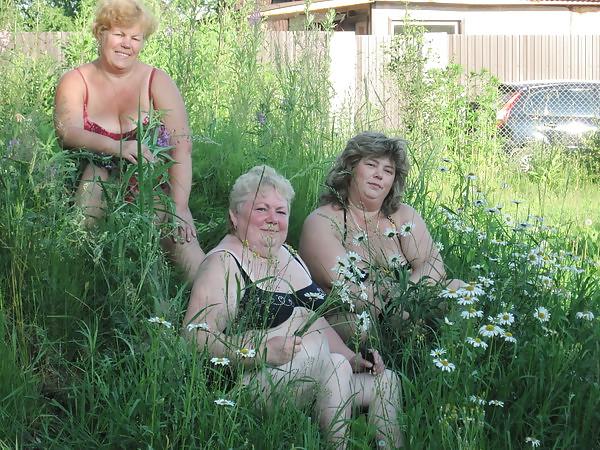 25P Mature Russian women