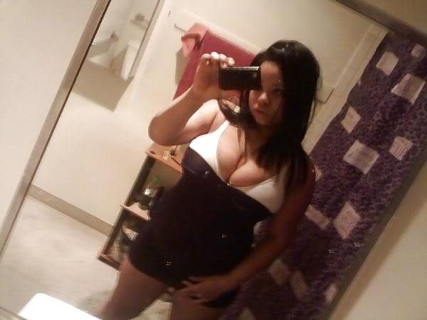 25P Ebony Busty Internet Amateur Young Set 10