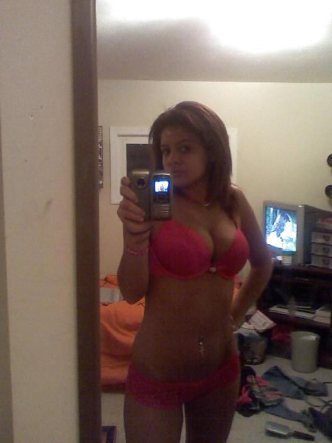 25P Ebony Busty Internet Amateur Young Set 10