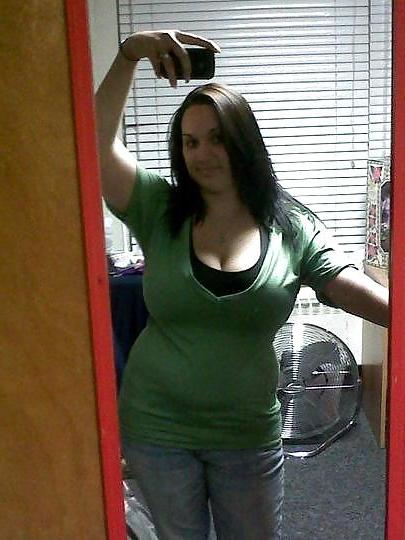 25P Ebony Busty Internet Amateur Young Set 10