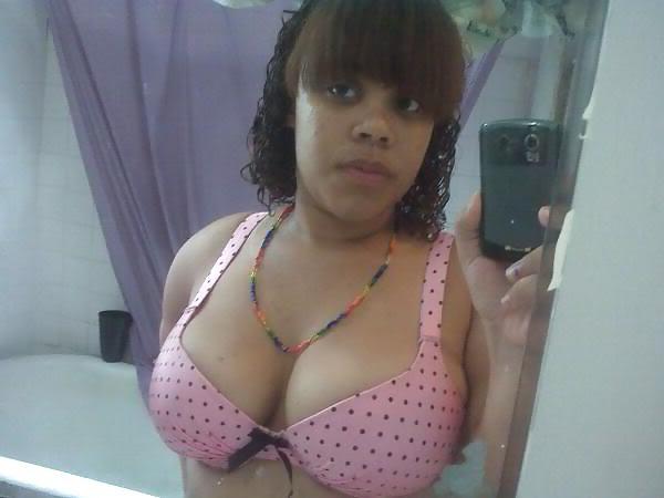 25P Ebony Busty Internet Amateur Young Set 7