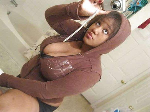 25P Ebony Busty Internet Amateur Young Set 7