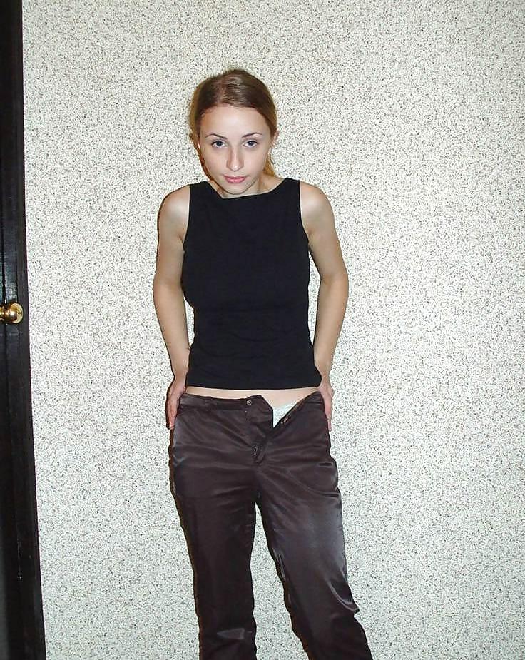 15P SWEET RUSSIAN TEEN STRIP II