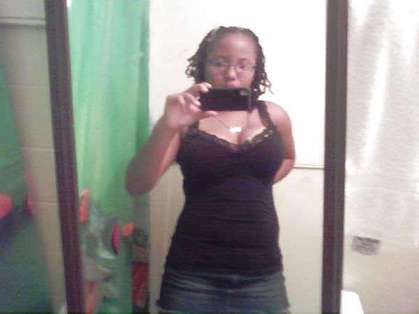 25P Ebony Busty Internet Amateur Young Set 11