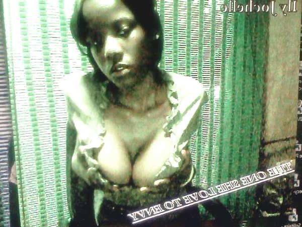 25P Ebony Busty Internet Amateur Young Set 11
