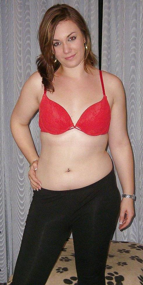 7P Heavy sexy Greek wife