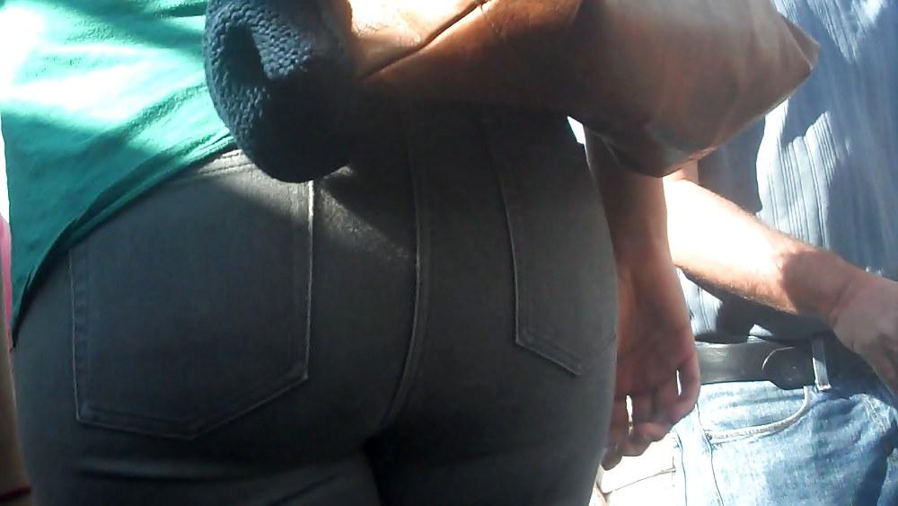 25P Nice tall teen ass & butt in tight pants
