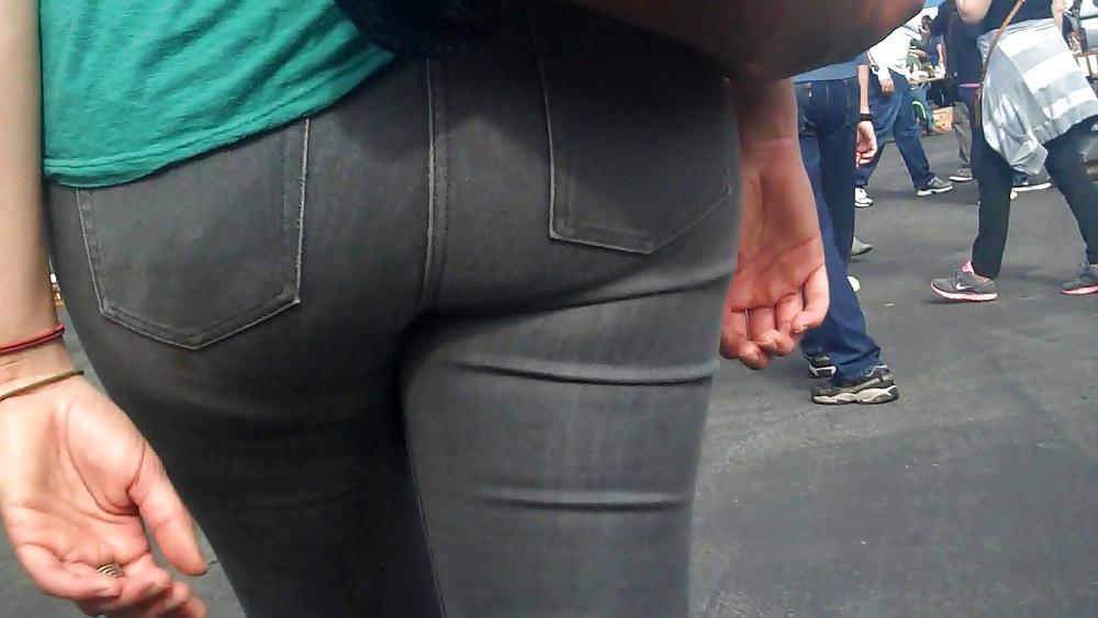 25P Nice tall teen ass & butt in tight pants