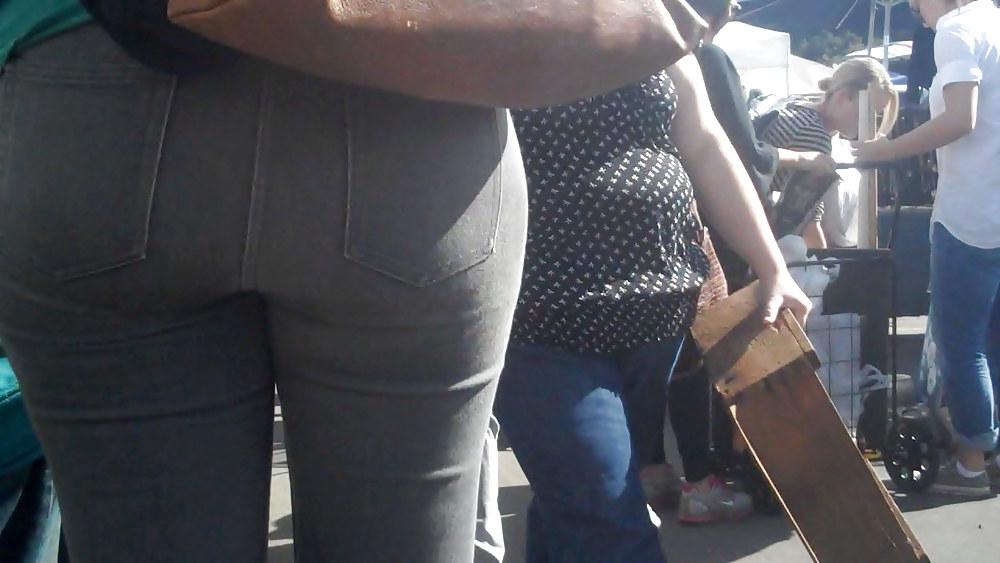 25P Nice tall teen ass & butt in tight pants