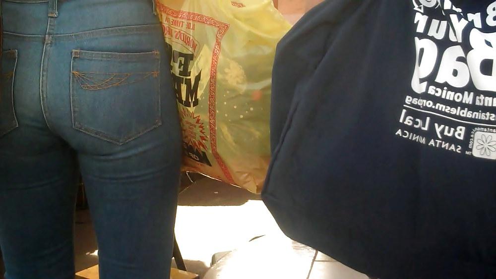 25P Nice tall teen ass & butt in tight pants