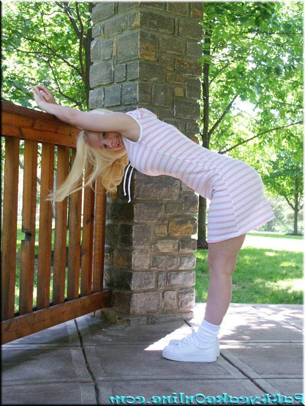 16P Pictures of Pattycake giving you a tease outside