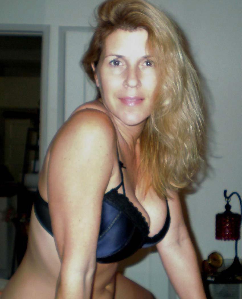 25P Perfect Amateur Lady