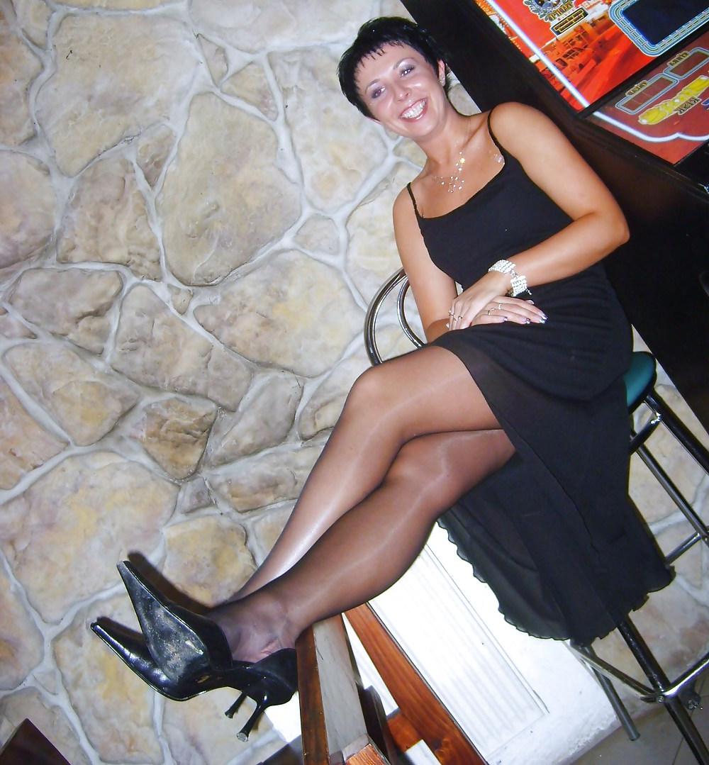 8P Sexy mature ladies 17