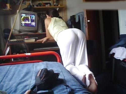 25P Candid Ass