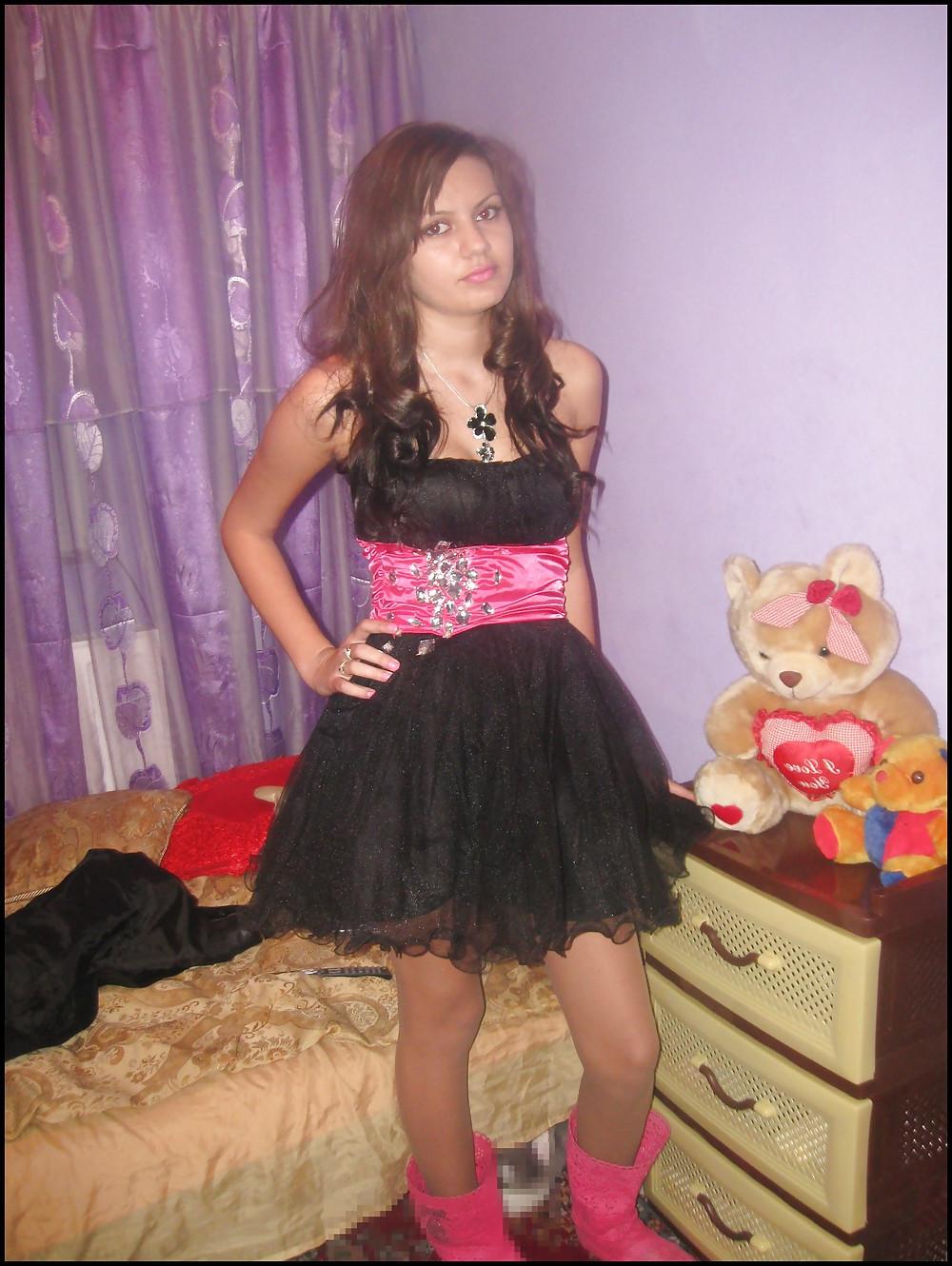 25P ROMANIAN TEEN SLUTS 4