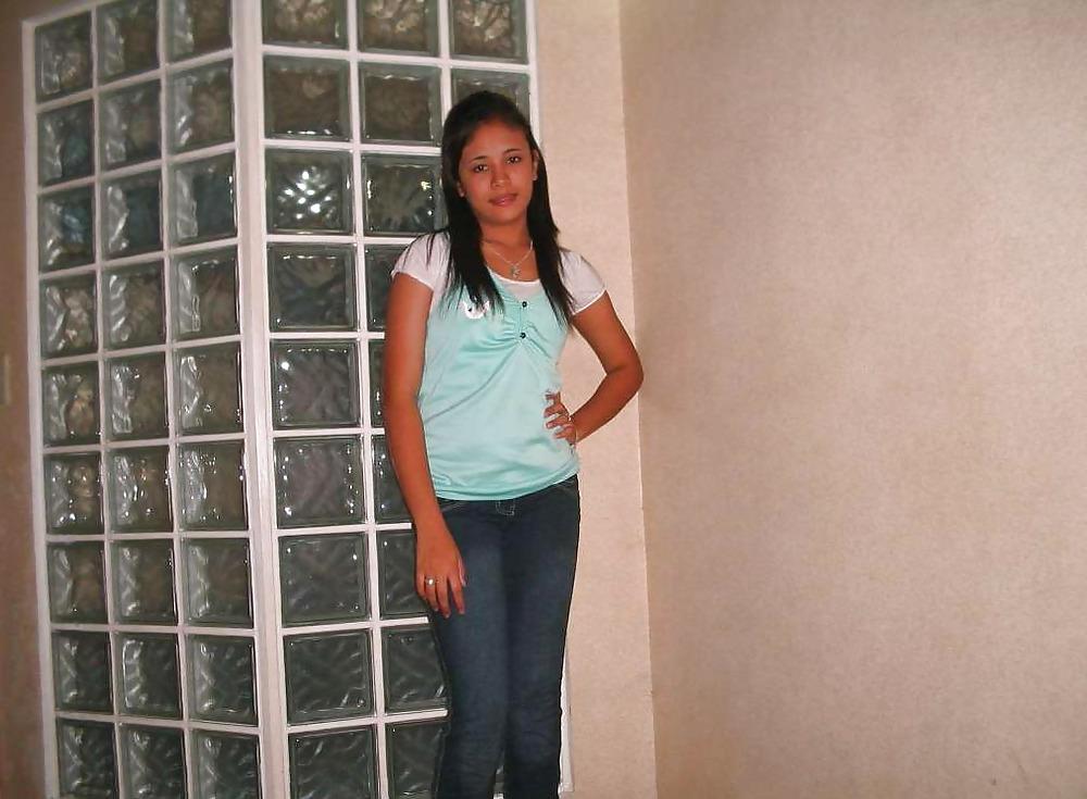 16P UbuntuNP - Asian - Aisah