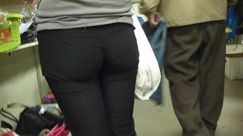 7P Ass & butt in tight black jeans 