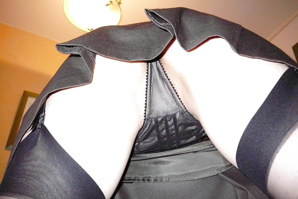 13P Upskirt no panties - Ma jolie femme
